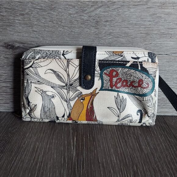 Sakroots Artist Circle Large Smartphone Wristlet Wallet - Picture 1 of 10